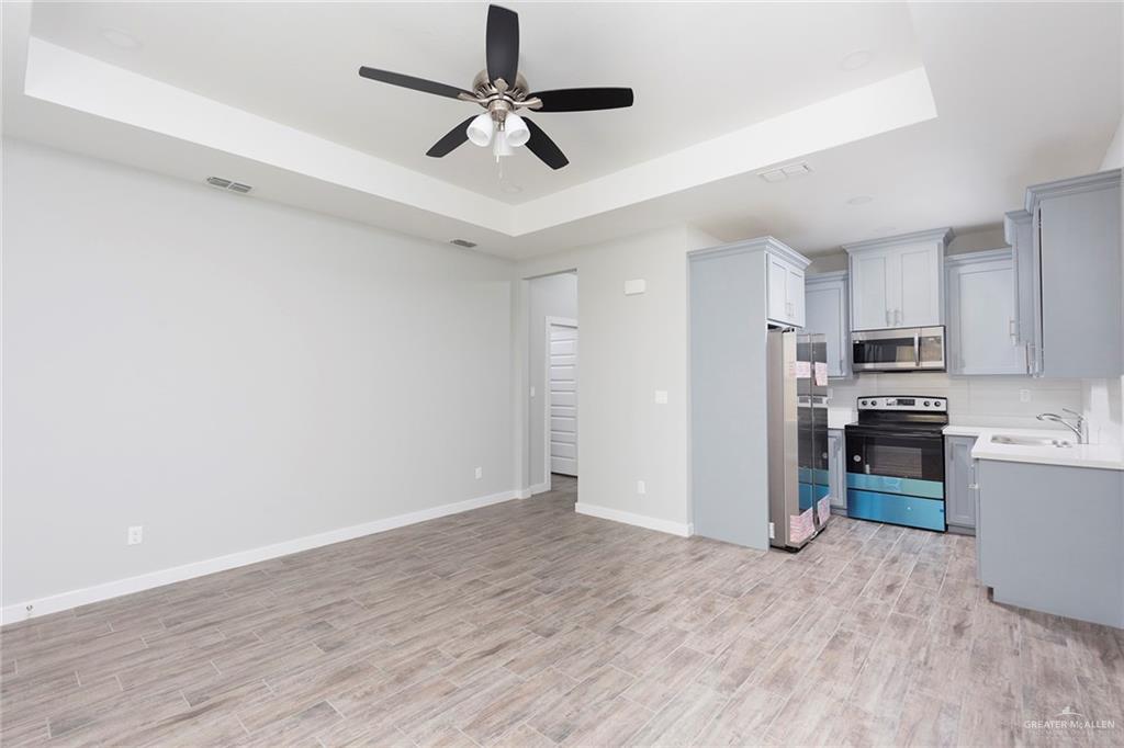 Photo 4 of 3405 Zinnia Avenue #2