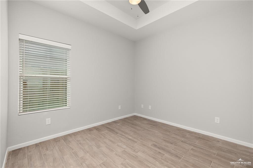 Photo 17 of 1601 Hyatt Avenue #6