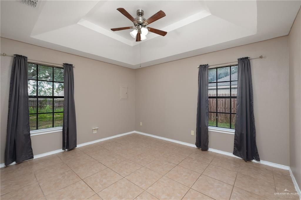 Photo 6 of 3108 Kingsborough Avenue