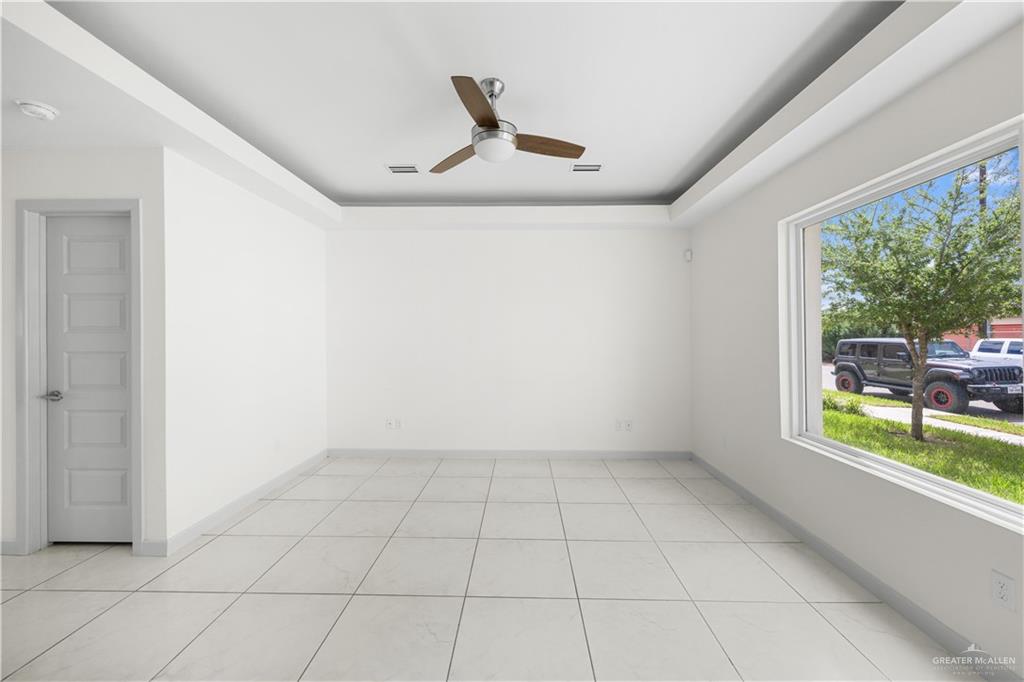 Photo 3 of 2404 Harmony Lane #B