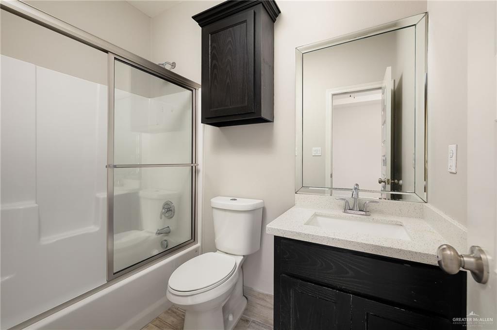 Photo 10 of 1428 Harrison Avenue