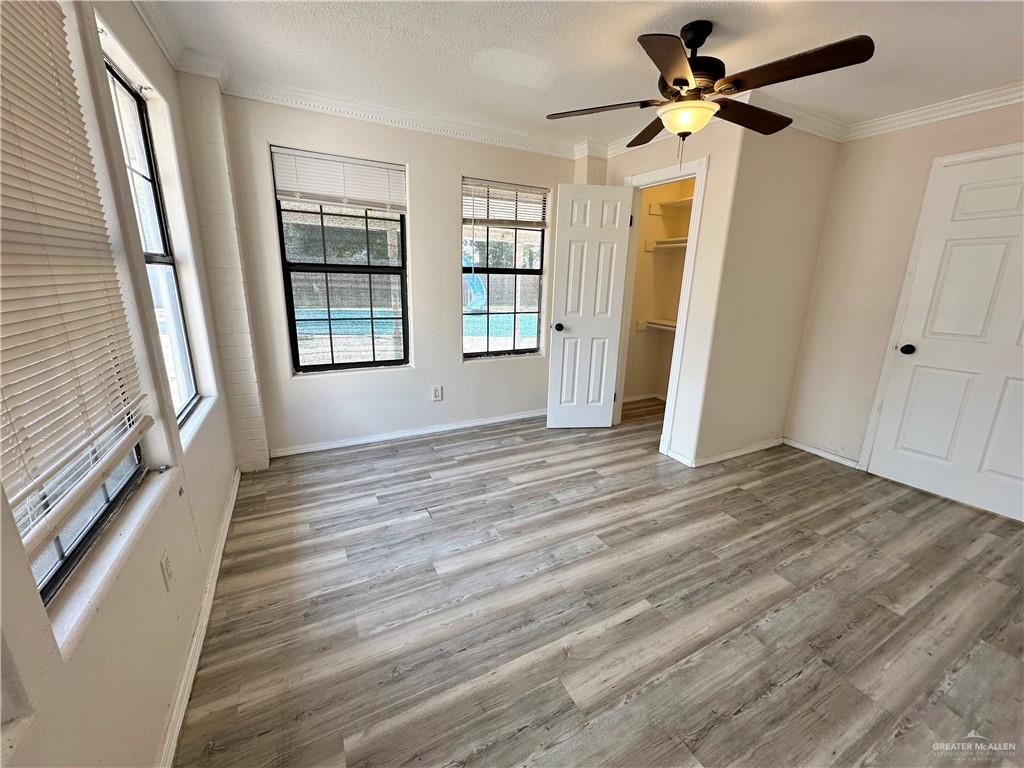 Photo 5 of 1301 Quail Avenue