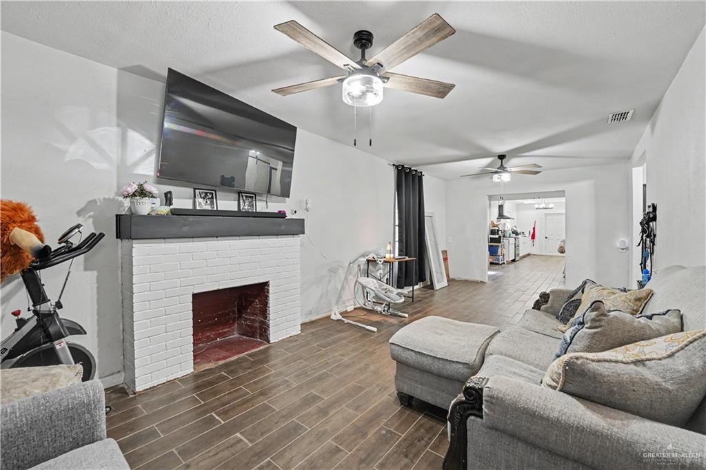 Photo 5 of 221 Lovett Street