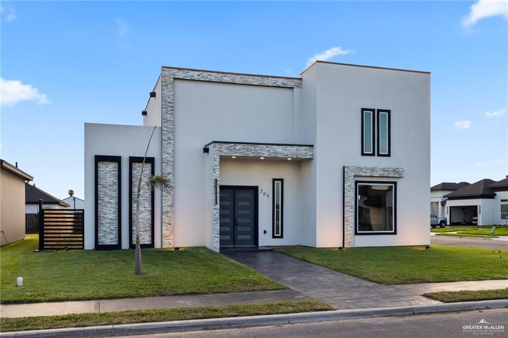 Photo 12 of 509 Demi Street