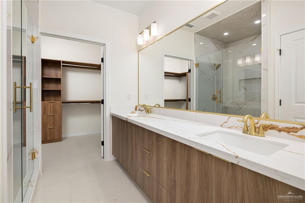 Photo 6 of 2724 Bvlgari Drive