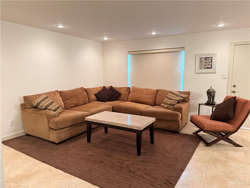 Photo 3 of 701 Hibiscus Avenue #23