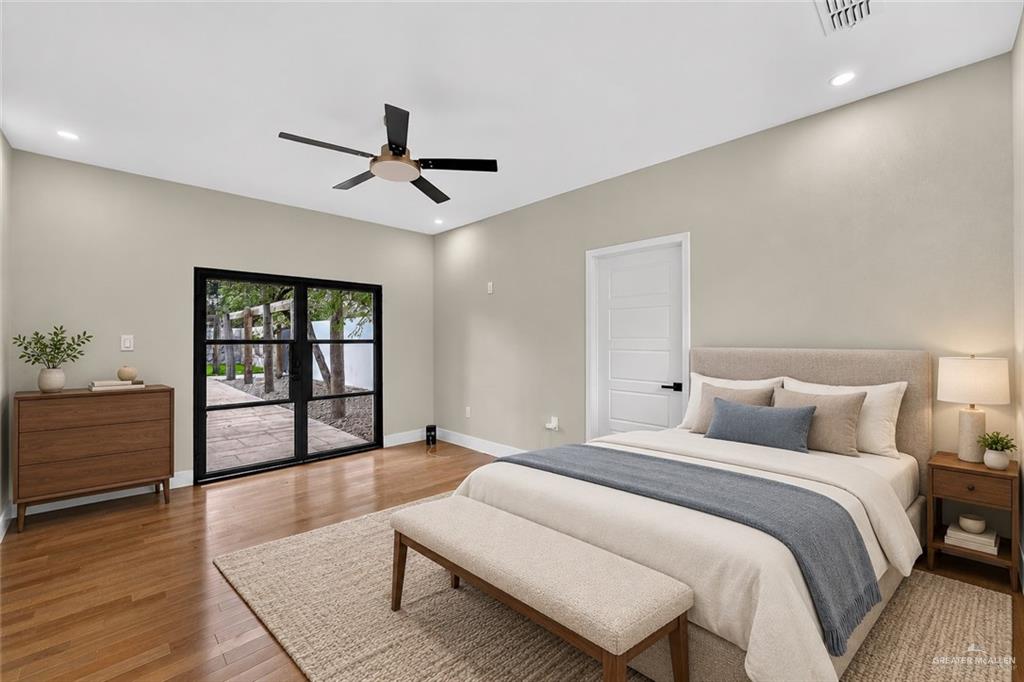 Photo 10 of 12303 Lakeview Drive #A