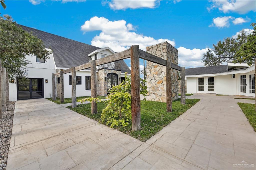 Photo 35 of 12303 Lakeview Drive #A