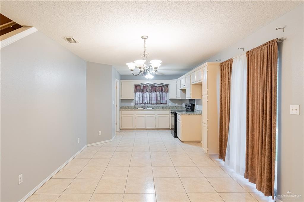 Photo 5 of 3100 Princeton Avenue