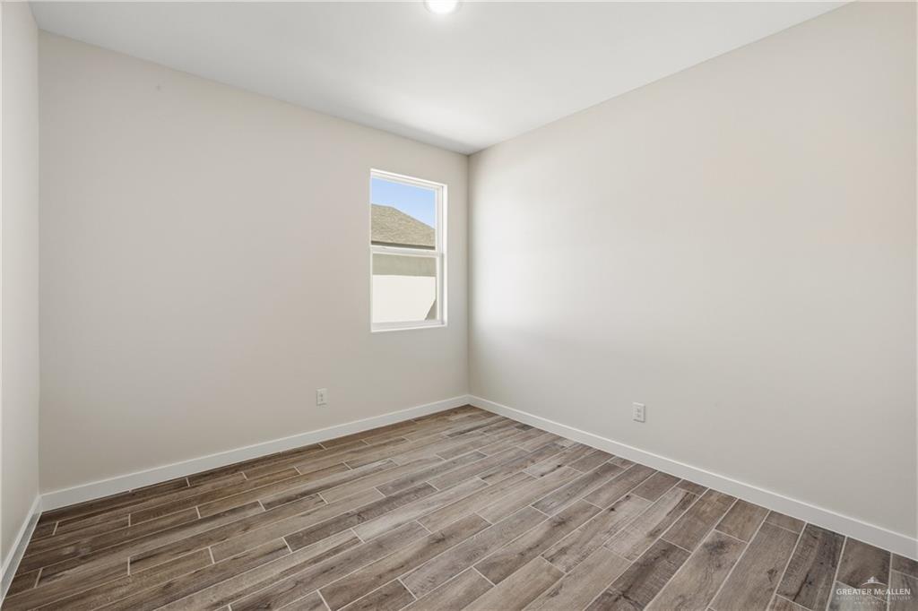 Photo 7 of 1015 Katrin Drive