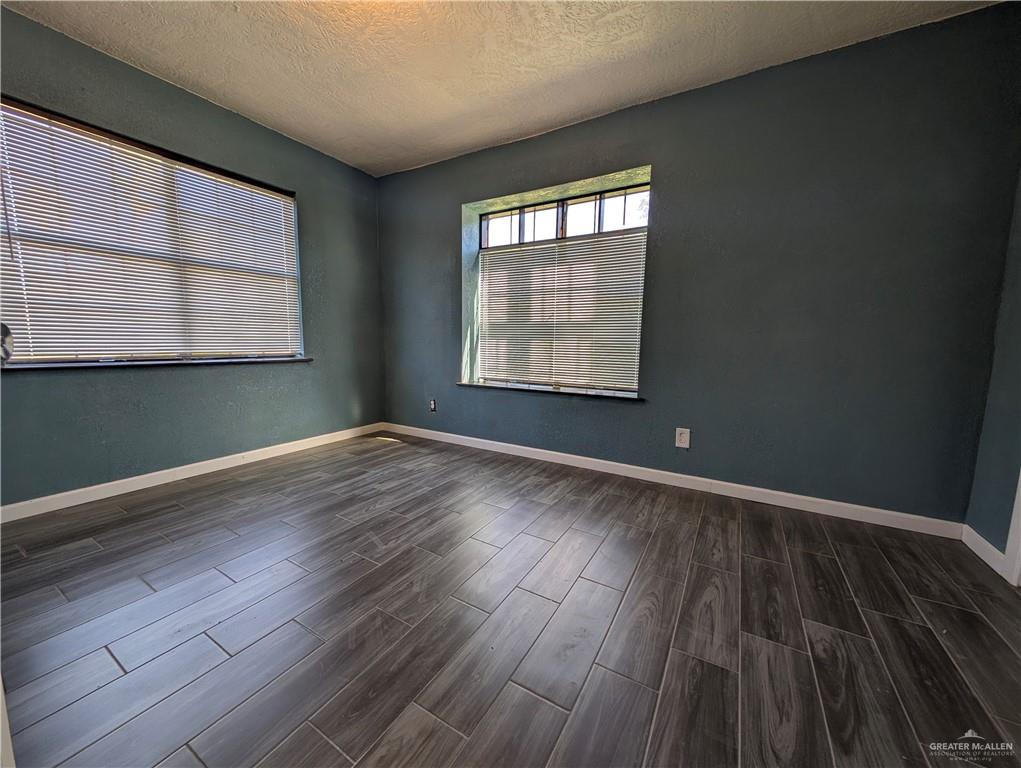 Photo 6 of 4215 Truman Street