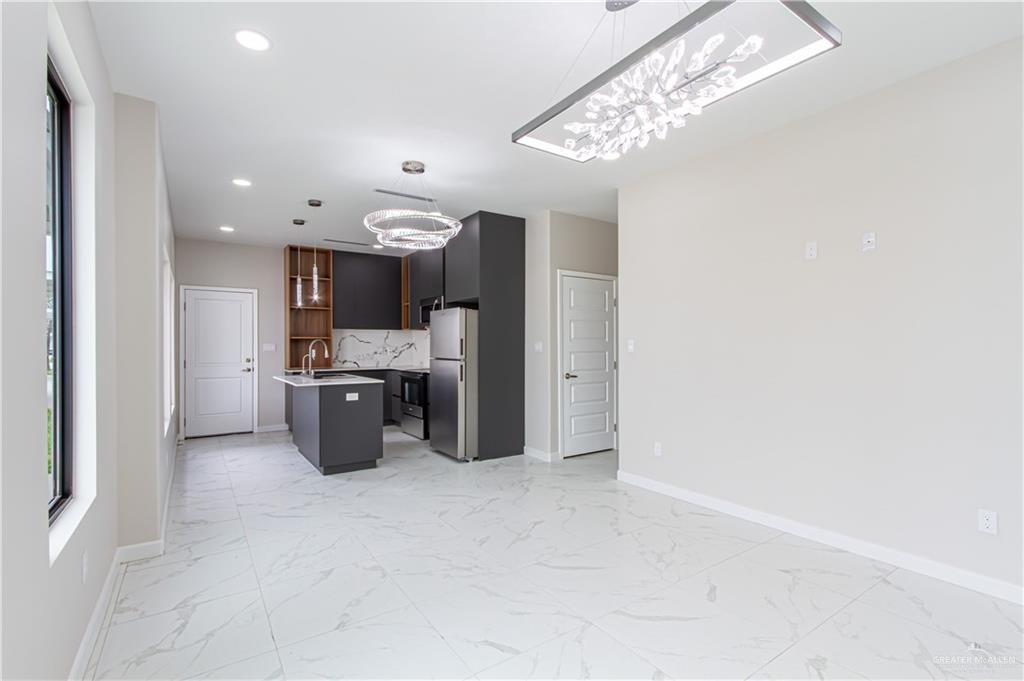 Photo 3 of 4220 Hummingbird Avenue #78