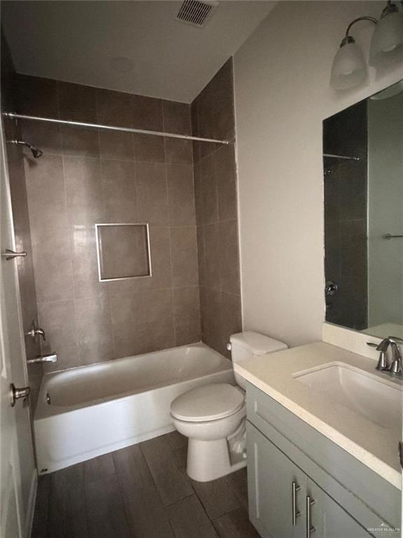 Photo 7 of 5901 Nightingale Avenue #1