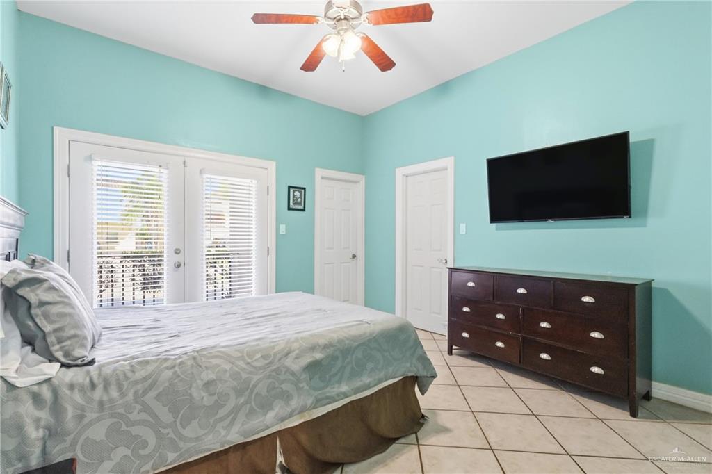 Photo 8 of 103 Gardenia Street #6