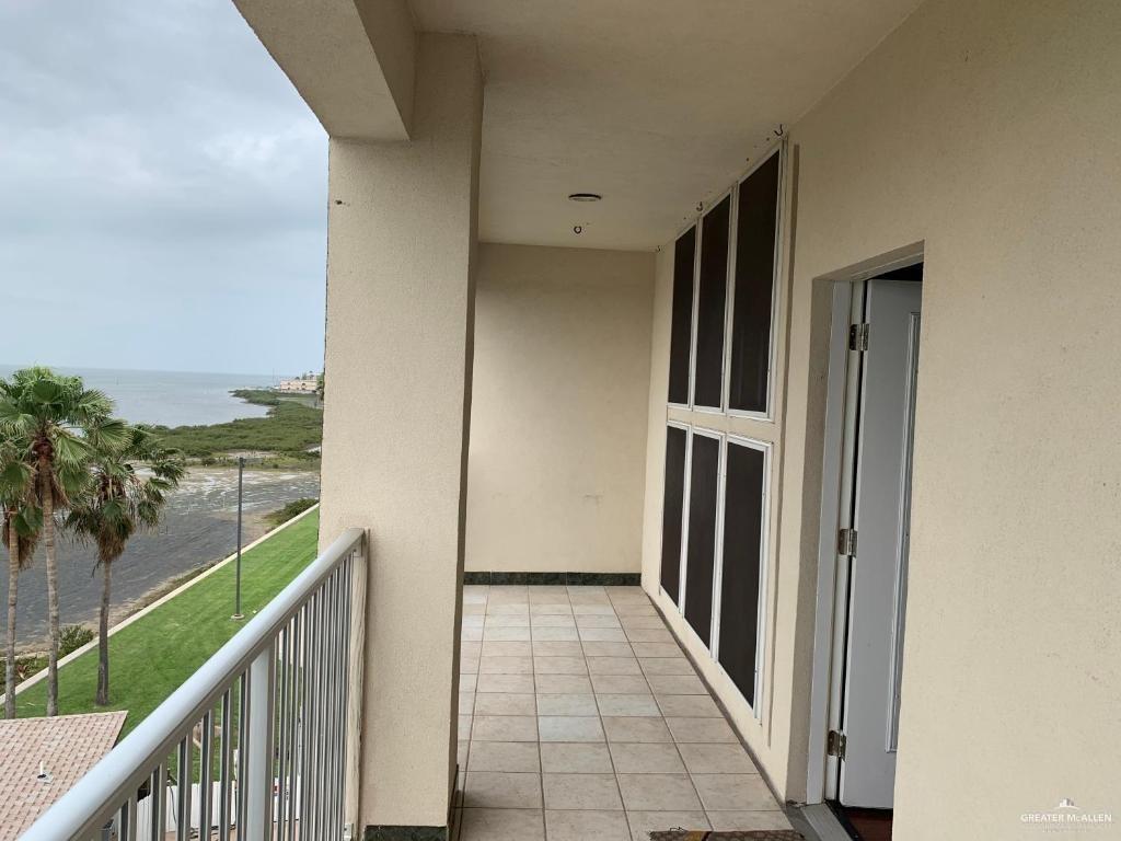 Photo 28 of 901 Padre Boulevard