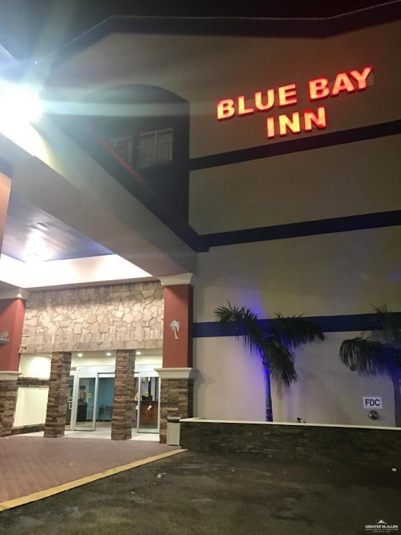 Photo 5 of 901 Padre Boulevard