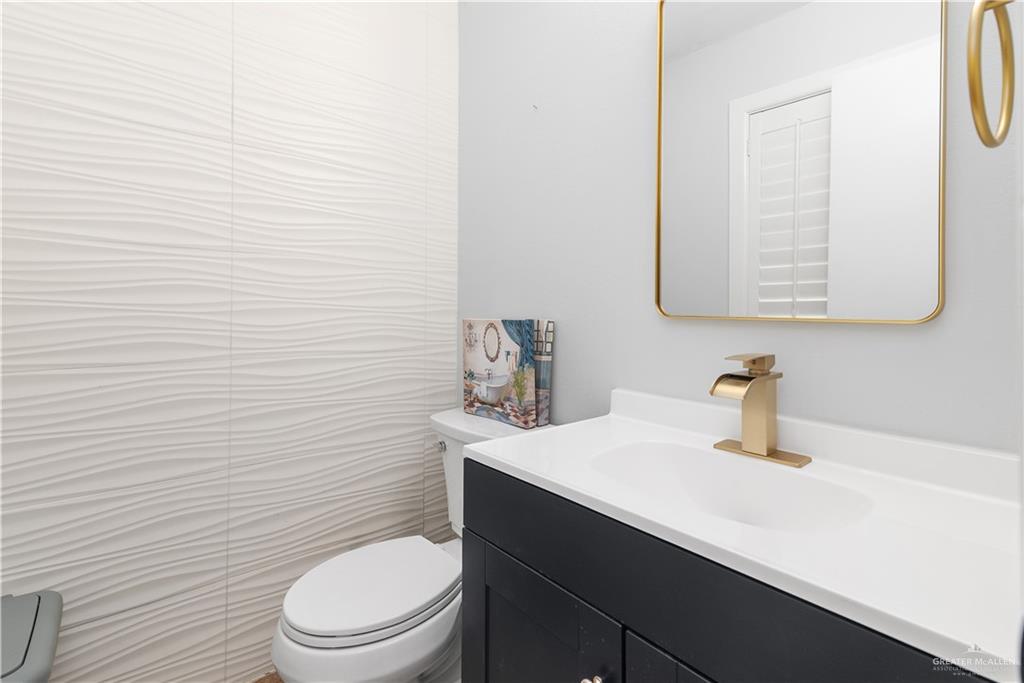 Photo 10 of 3402 Huisache Avenue