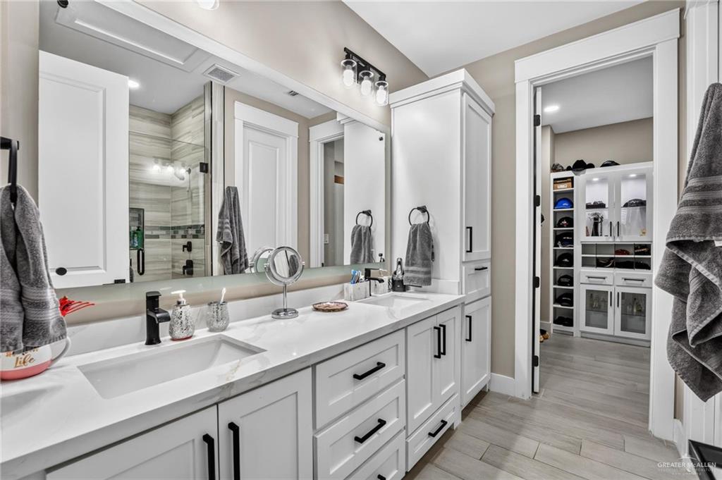 Photo 11 of 3204 Rabbit Run Avenue