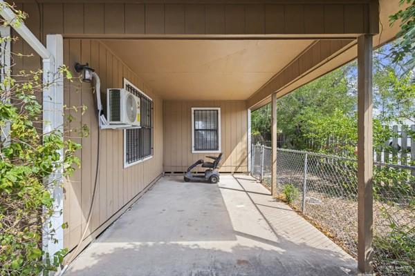 Photo 14 of 1312 Barton Street