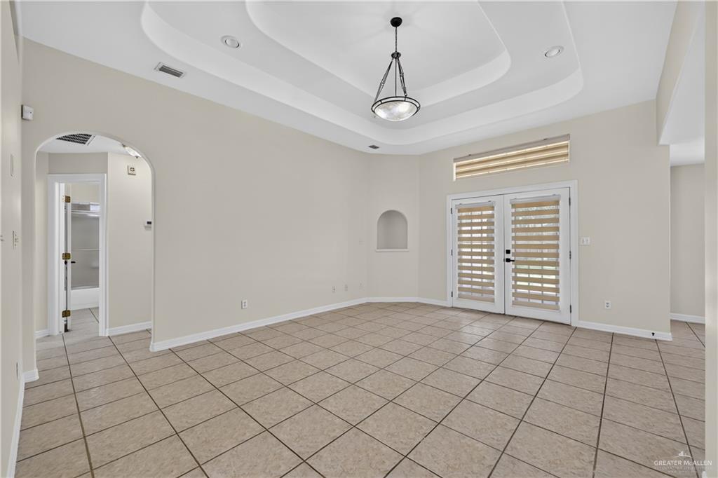 Photo 4 of 3401 Ron Drive