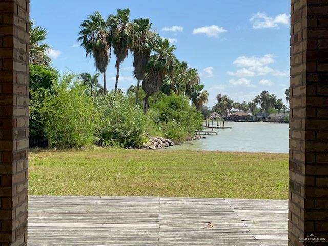Photo 3 of 1003 Vela Jackson Avenue