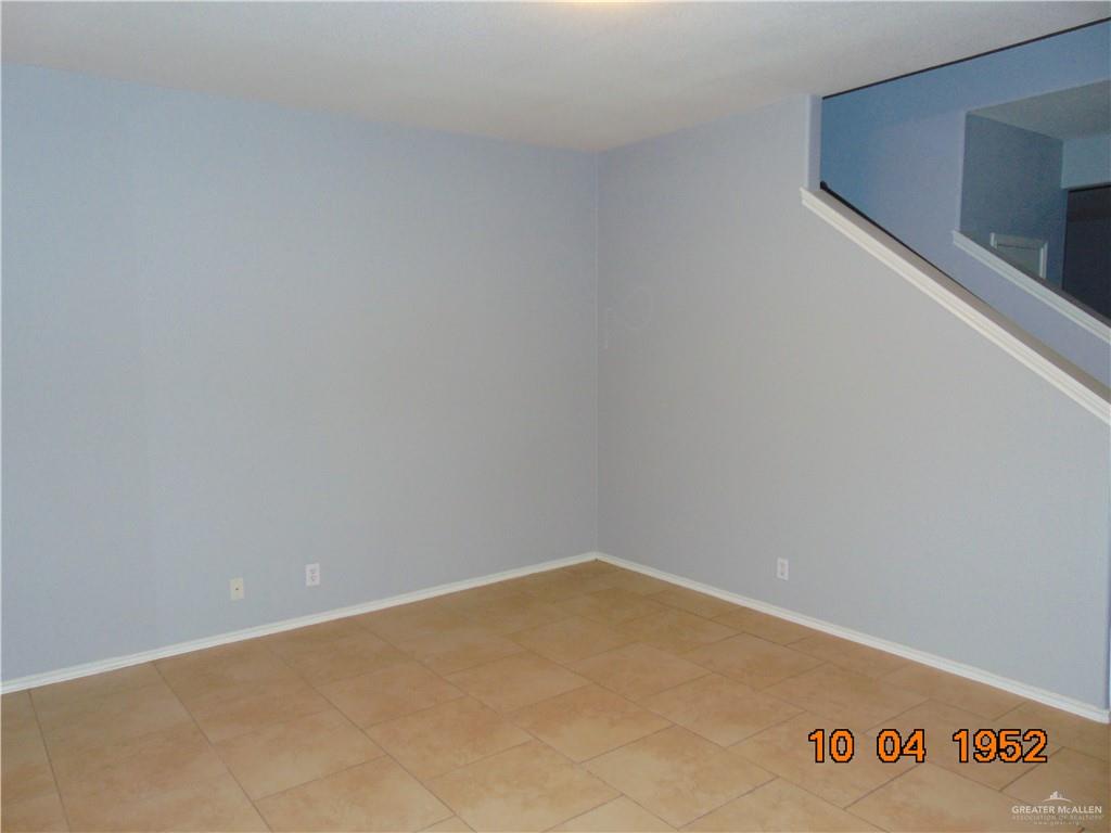 Photo 2 of 4717 Violet Avenue