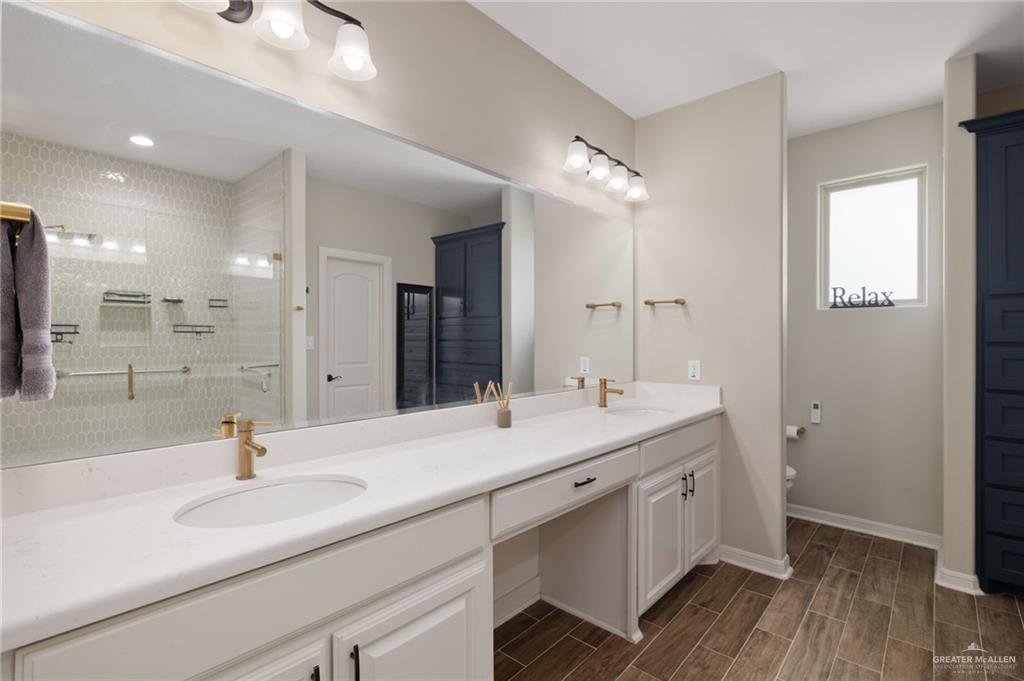 Photo 10 of 14716 Brazos Circle