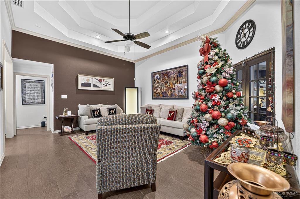 Photo 7 of 205 Lark Avenue