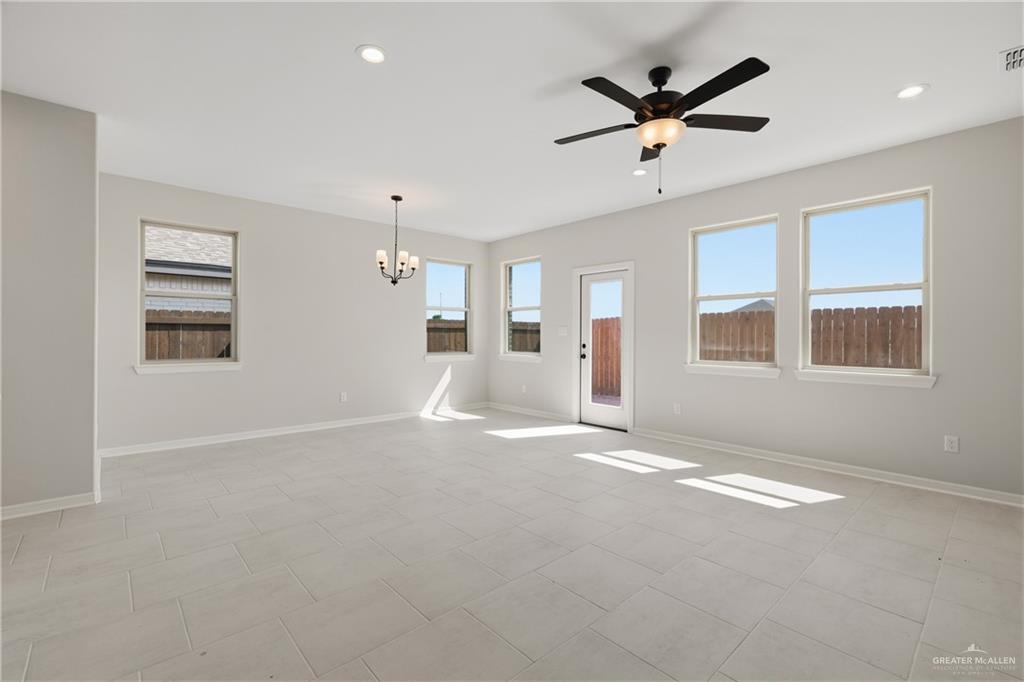 Photo 3 of 15412 Brisas Street