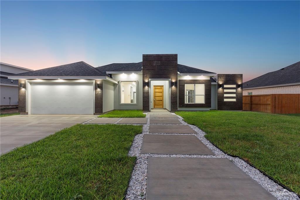Photo 1 of 608 Juan Seguin Street, Weslaco