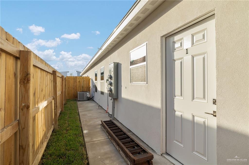 Photo 11 of 509 Onyx Avenue