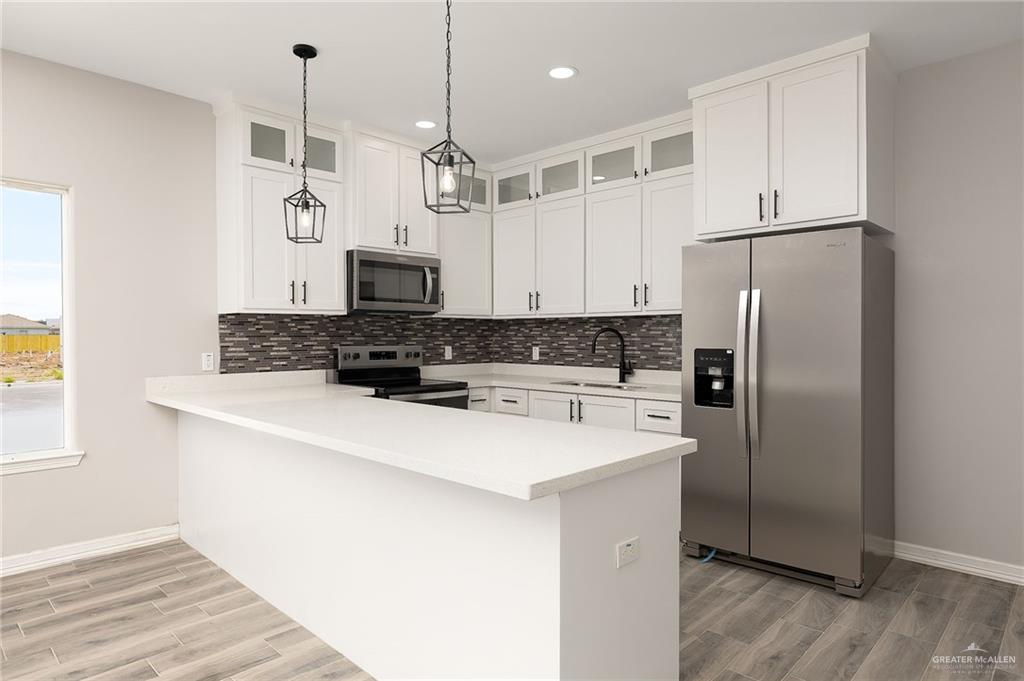 Photo 4 of 2713 Bald Cypress Drive
