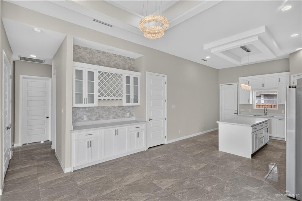 Photo 9 of 1313 Acacia Drive
