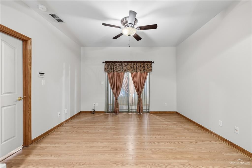 Photo 11 of 3300 Santa Monica Street