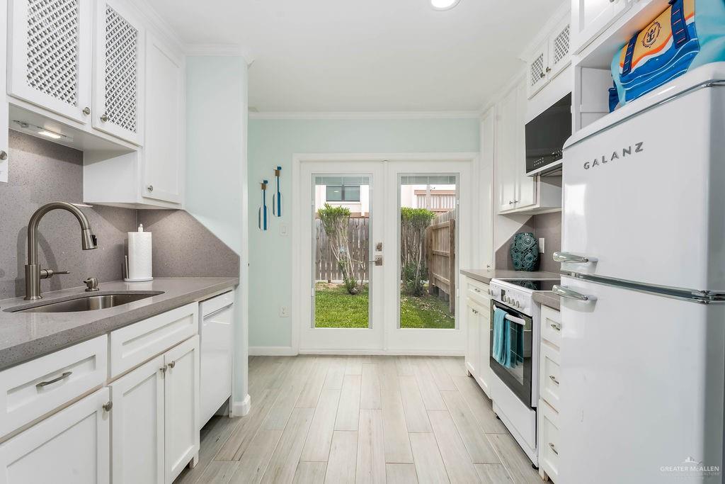 Photo 8 of 200 Kingfish Street #109C