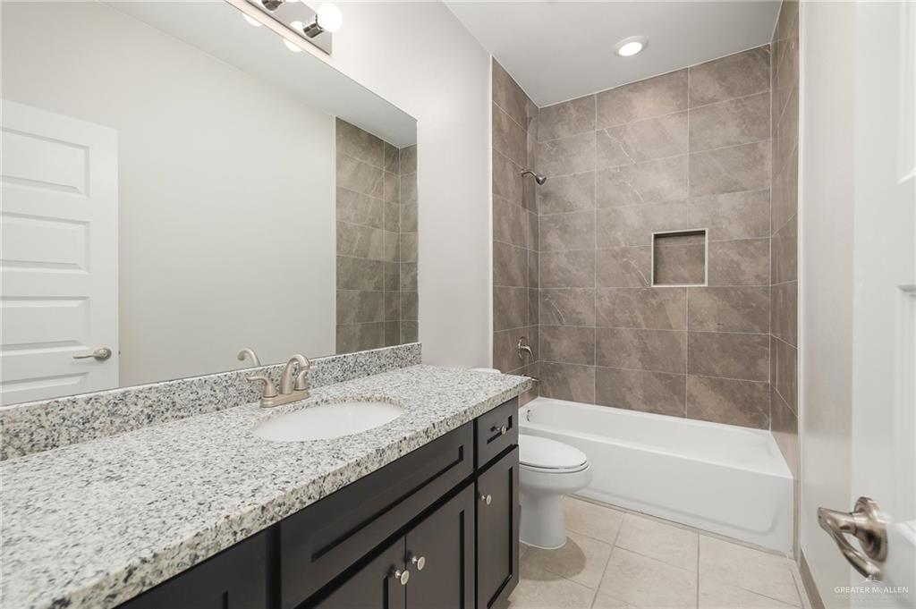 Photo 10 of 2416 Valley Circle