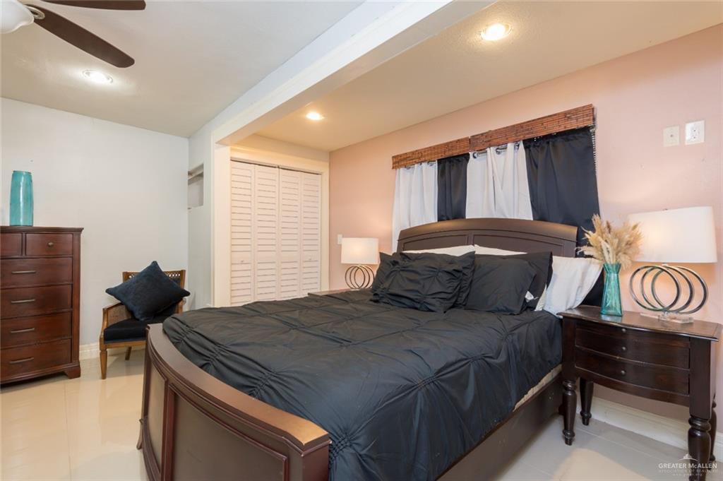 Photo 18 of 920 15th Street