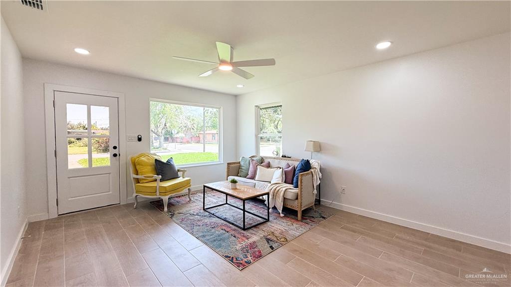 Photo 19 of 2020 Camellia Avenue