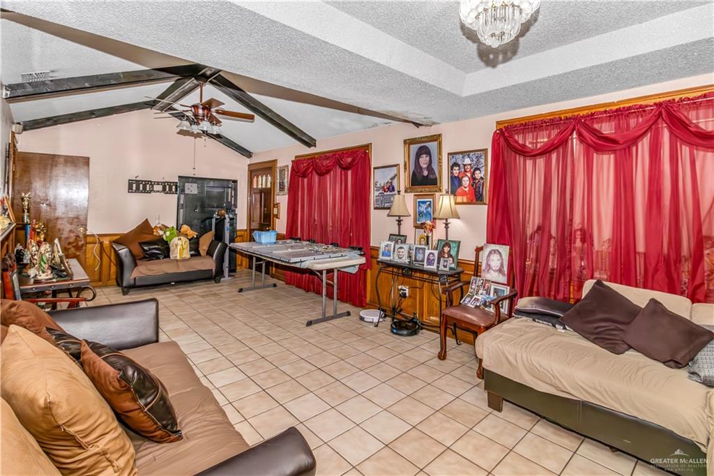 Photo 4 of 1000 Mayberry Boulevard