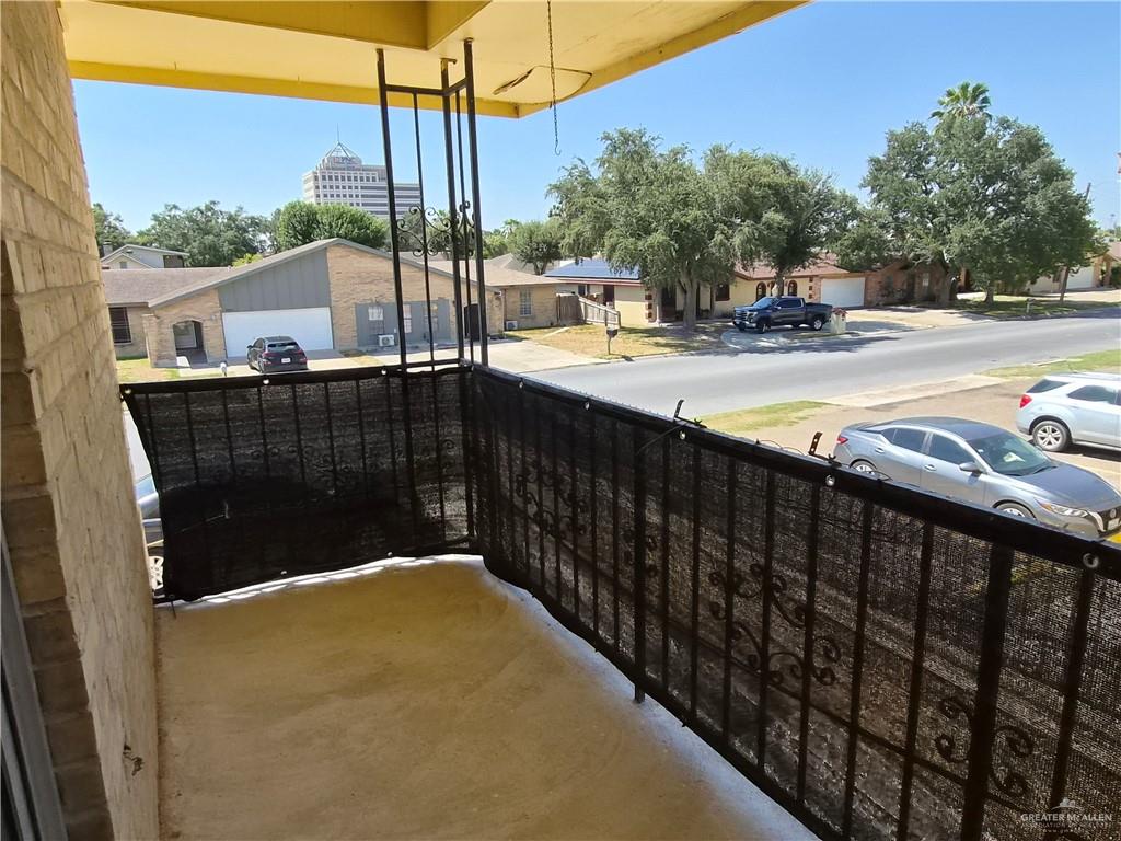 Photo 6 of 3712 6th Street #10