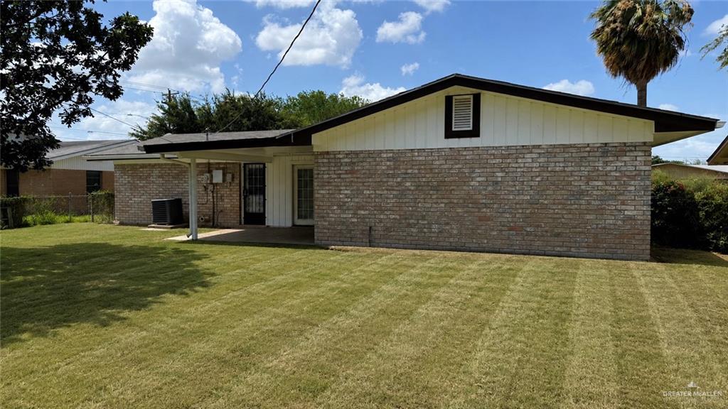Photo 28 of 2221 Whitewing Avenue