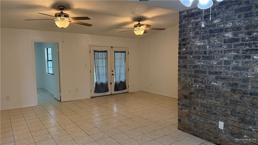 Photo 6 of 2221 Whitewing Avenue