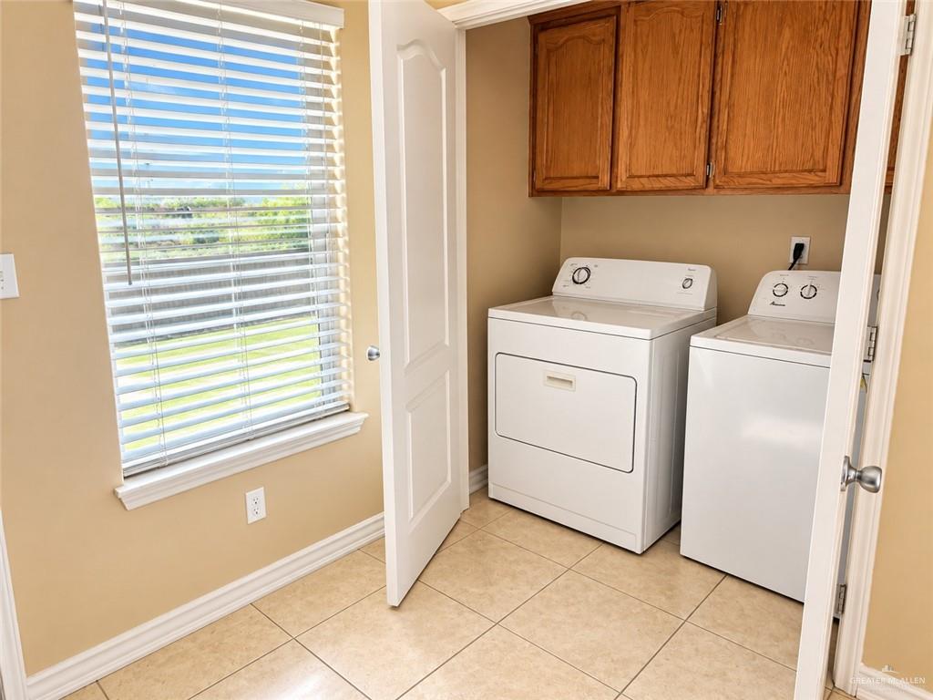 Photo 9 of 2112 Western Drive #3