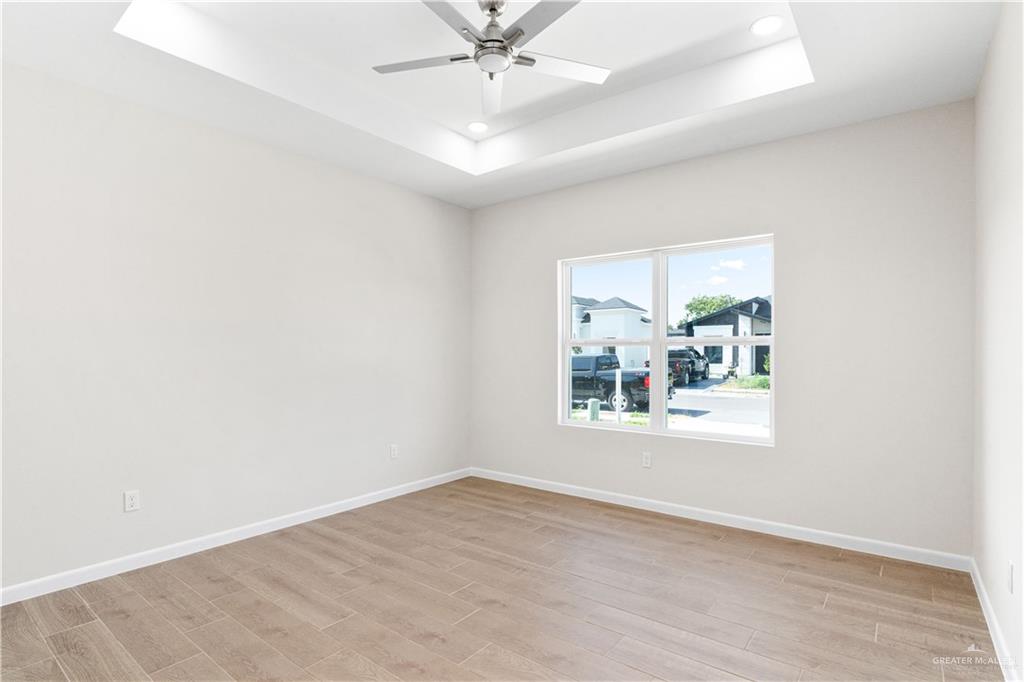 Photo 10 of 1204 Boxwood Avenue