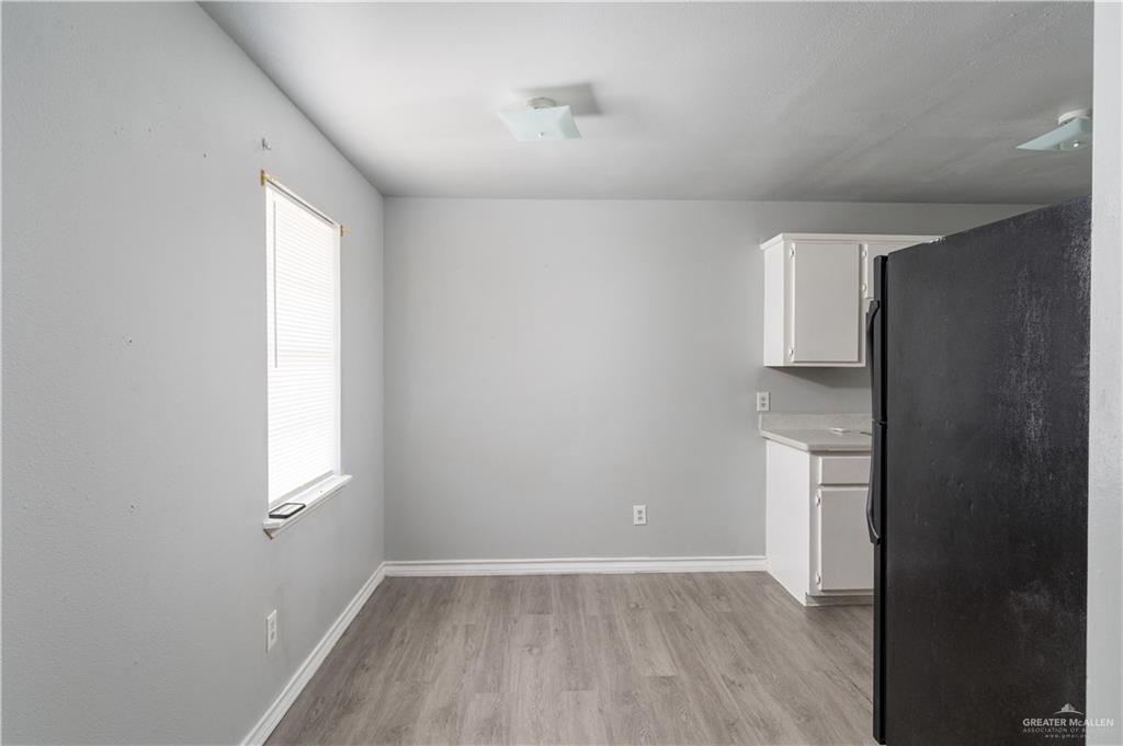 Photo 9 of 2110 De Leon Avenue