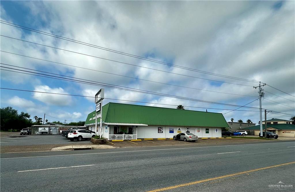Photo 2 of 705 US Highway Business 83