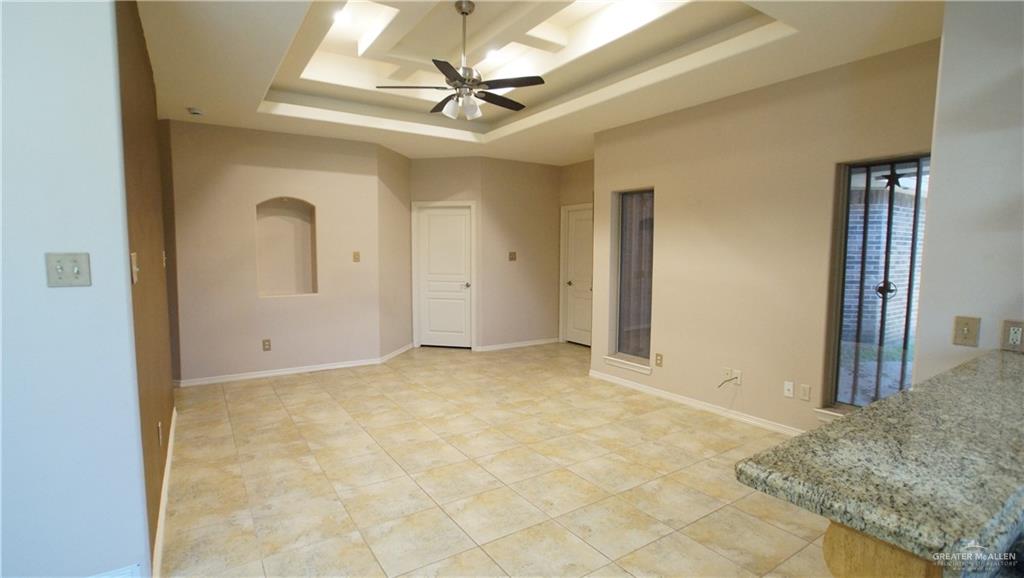 Photo 6 of 1608 San Antonio Street