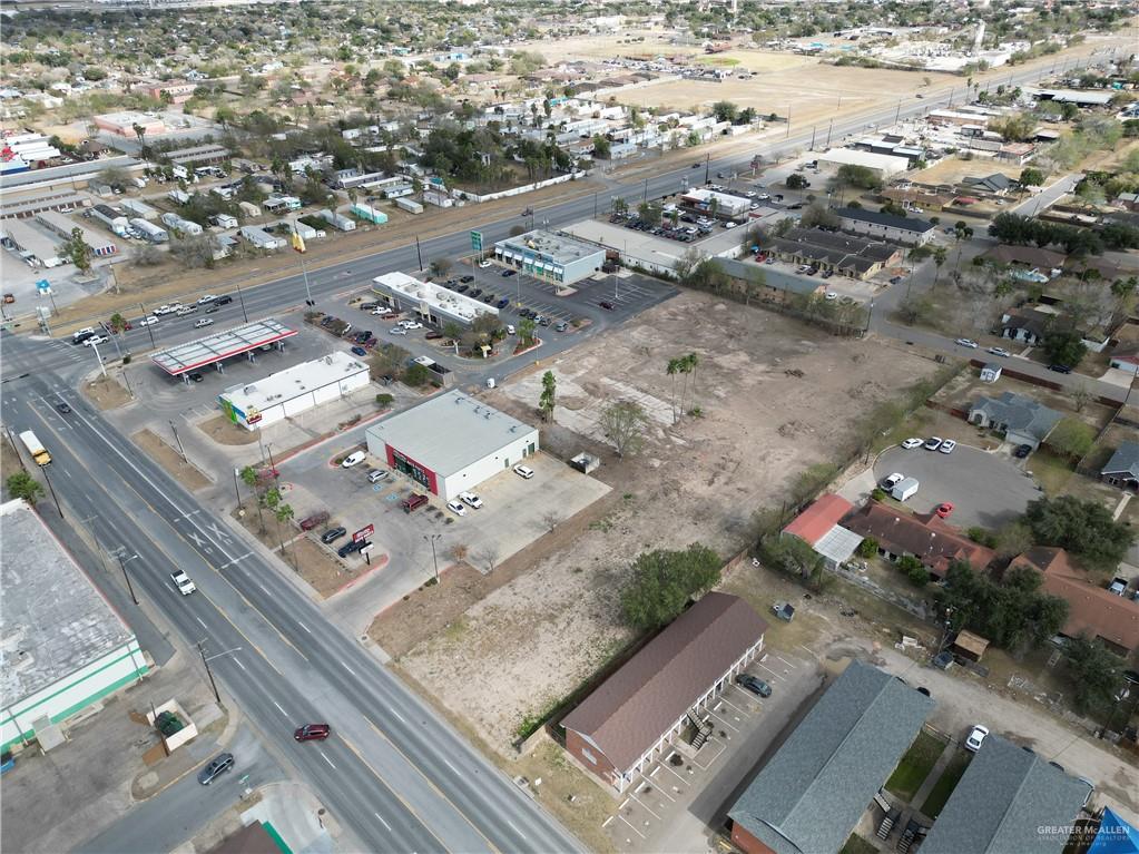 Photo 3 of 513 Veterans Boulevard