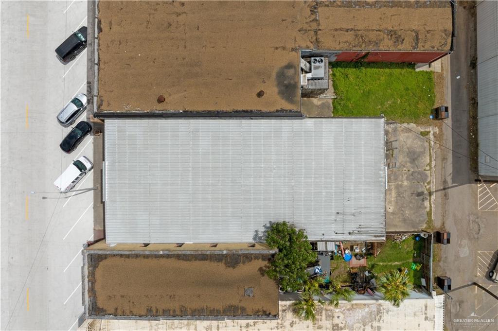 Photo 11 of 221 Kleberg Avenue