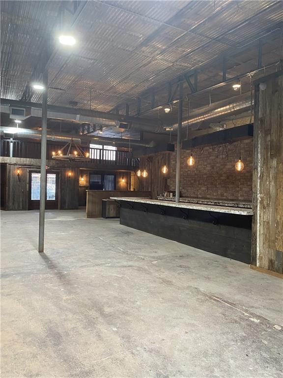 Photo 4 of 221 Kleberg Avenue